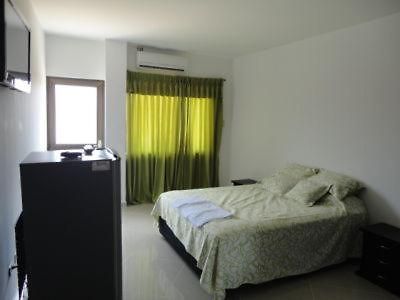 Hotel Los Paisas Миту Экстерьер фото