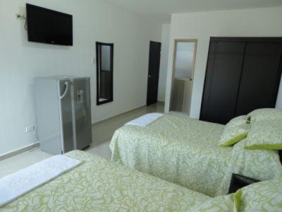 Hotel Los Paisas Миту Экстерьер фото